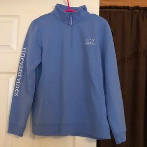 Vineyard vines sweatshirt